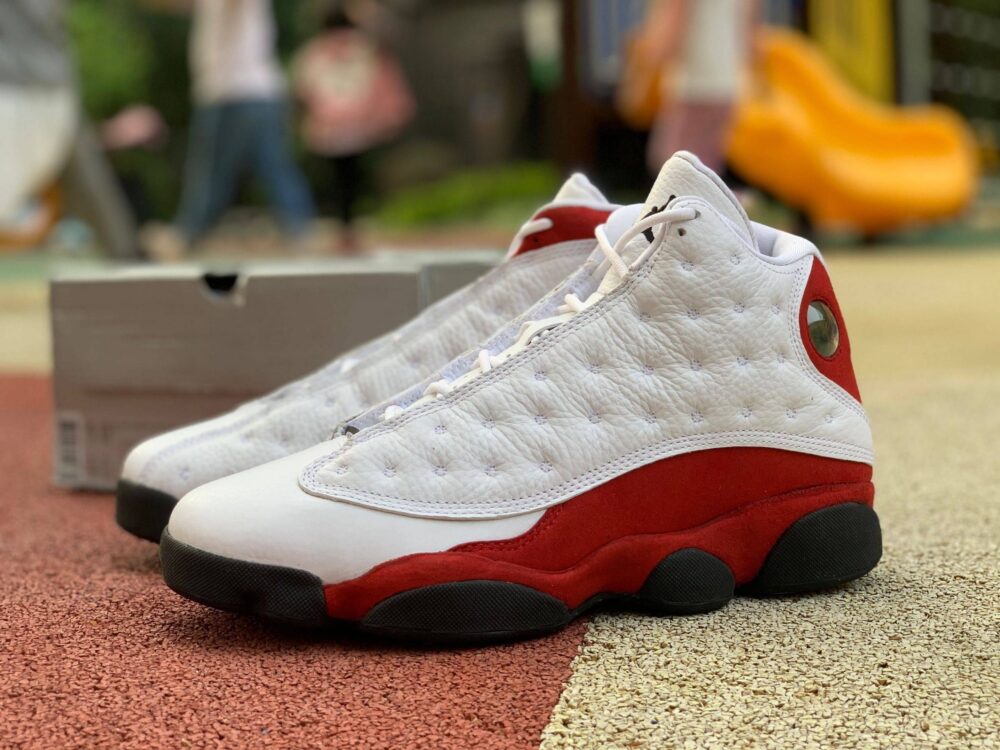 Air Jordan 13 Reps Retro Chicago (2017) - Image 2